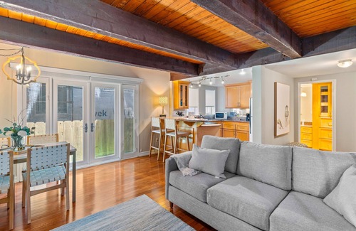 Old Towne House | Lovely two-story condo with beachfront access, ocean views & washer/dryer