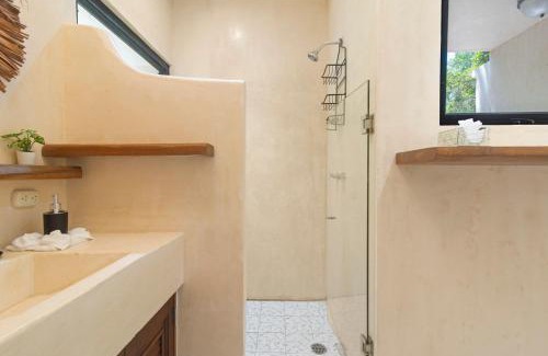 Chemuyil House | Lovely Villa 1-BR Villa Miguel