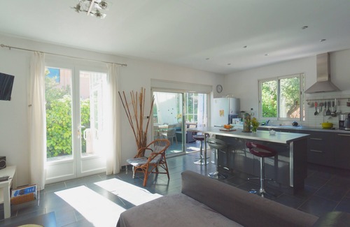Toulon House | Lovely, well-equipped family home in a quiet area west of Toulon