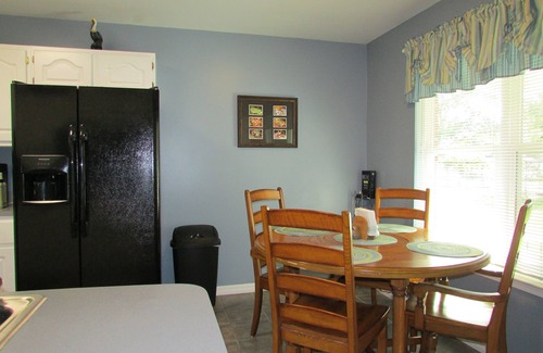 Long Beach Cottage | Lovers Lane Oasis Cottage.Ideal for a couple or small family Coast visit!