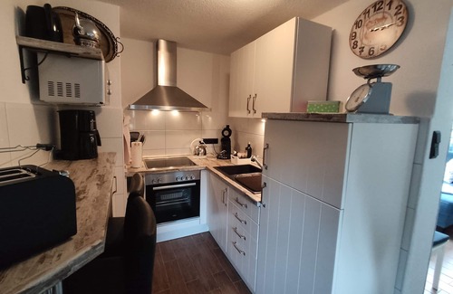 Wilhelmshaven House | Lovingly furnished apartment with its own entrance and parking space