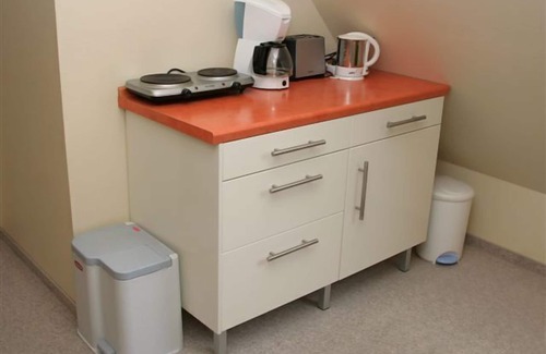 Racknitz/Zschertnitz Apartment | Lovingly furnished two-room apartment (approx. 40 m2)