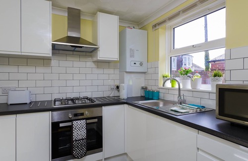 Southsea Apartment | Lowcay Apartments