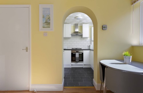 Southsea Apartment | Lowcay Apartments