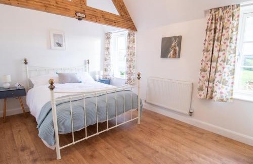 Ellastone House | Lower House Farm Cottage 1