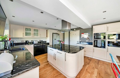 Hawes Ski Chalet | Loxley House