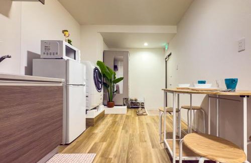Higashishinsaibashi Apartment | LSH Link Smike House