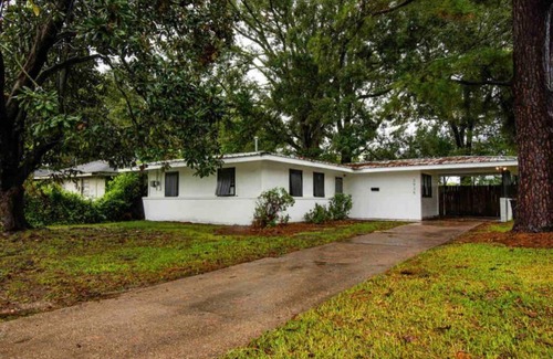 Highlands - Perkins House | LSU/Downtown Gem, Tailgating or Corporate Stays