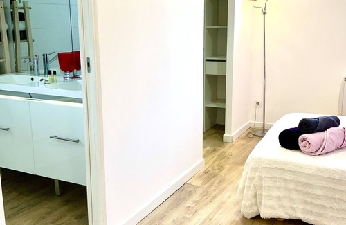Le Puy-Sainte-Reparade Apartment | Luberon apartment in quiet countryside 20 mn from Aix-en-Provence