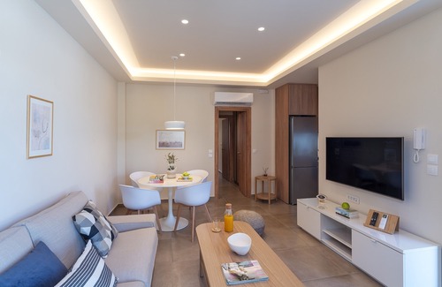 Petaloudes Apartment | Lucian City Apartments - Narcissus