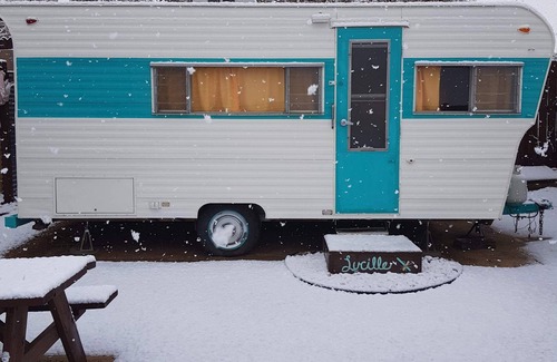 Joshua Tree House | "Lucille" Vintage Glamper Hideaway