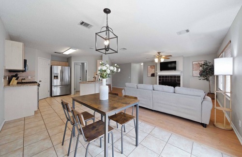 Cat Hollow House | Luckenwald Cove Retreat G#42135