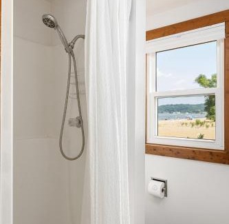Traverse City House | Lucky 7 at Lakeshore Resort