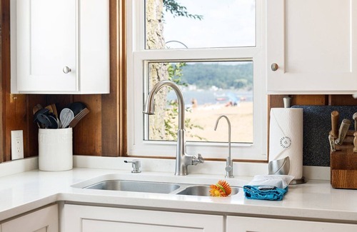 Traverse City Cottage | Lucky #7 @ Lakeshore Resort