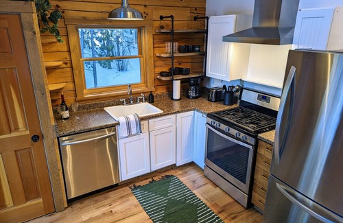 Black Hawk Cabin | Lucky 7 Modern Mountain Hideaway - Black Hawk