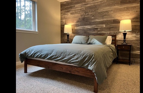 Hoodsport House | Lucky 🍀🦆Duck! Cozy Lake Cushman golf course cottage!