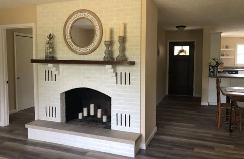 Lake Forest Estates House | Lucky Eddie's Hideaway
