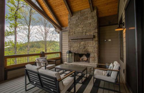 Deep Gap House | Lucky Landing at Blue Ridge Mountain Club