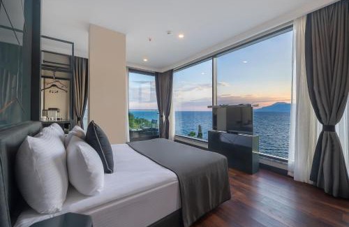 Eski Lara Hotel | Lucky Monkey Hotel