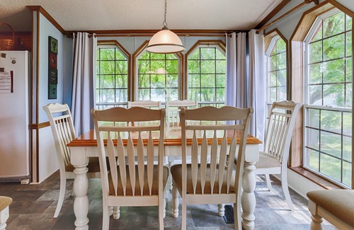 Interlaken Cottage | Lucky Stone Cottage - Quality Affordable Cayuga Lake Vacation