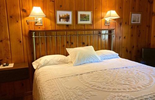 Ludington Hotel | Ludington Blue Spruce Inn