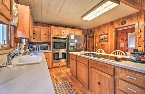 Ludlow House | Ludlow Home w/Hot Tub, Near Okemo Resort!
