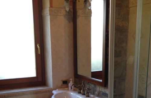 Santa Marinella House | Ludovica villa with swimming pool and 2 tennis courts