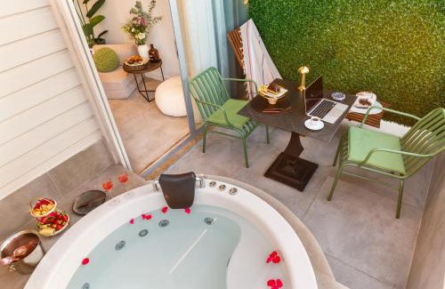 Eski Lara Hotel | Luff Living - Adult Only 12 Plus