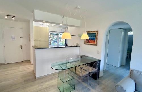 Maroggia Apartment | Lugano Lakefront - Private Beach & Pool
