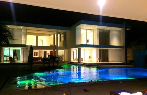 Girardot House | Lujosa Quinta con Piscina Privada Girardot