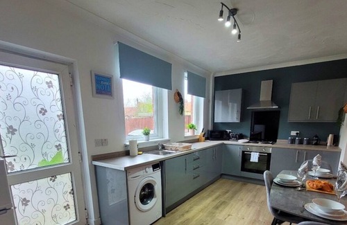 Gateshead House | Luke Stays - Chilside Road