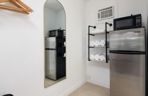 Almont Apartment | Lumberjill Lodge Room 1