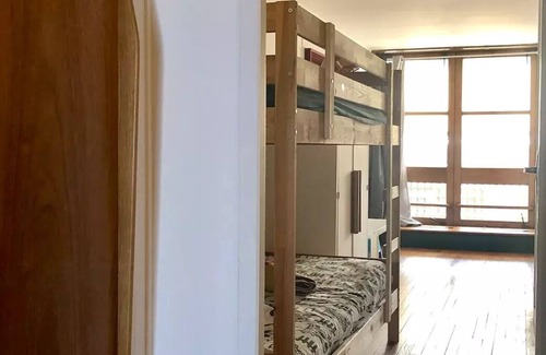 Sainte-Anne Apartment | Lumière au Corbusier