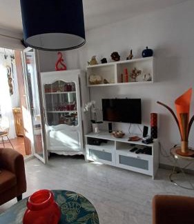 La Ciotat Apartment | Lumière