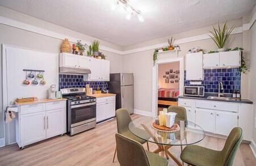 Marietta Apartment | Lumiére of Marietta Square