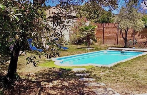 Nyons House | Lumineuse Maison Climatisée vue Rivière et Piscine Privée
