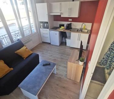 Charpennes - Charmettes Apartment | Lumineux T1 de 23m2 à 100m des Métro/Tram