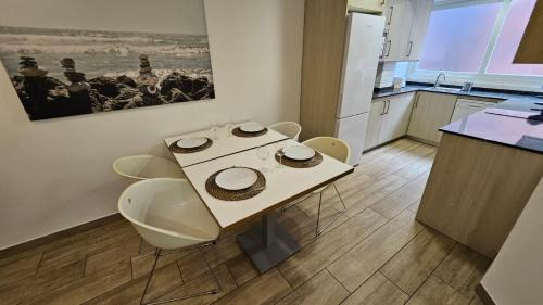 Pueblo Nuevo Apartment | luminoso apartamento 6 personas pueblo nuevo