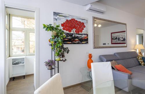 Olgiata Apartment | Luminoso appartamento con terrazzo a La Storta