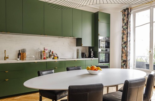 17th Arrondissement Apartment | Luminous and Luxurious, by Veeve