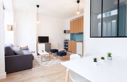 Clignancourt Apartment | Luminous apartment Close To The Sacred Heart