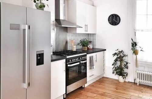 Ramsgate House | Luminous Townhouse by the sea