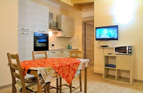 Falze House | Luna Apartment (Agriturismo il Melograno)