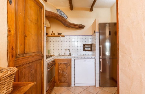 Villasimius House | LUNA BAY HOME RETREAT with a view of Porto Luna Bay, 2 km from Villasimius
