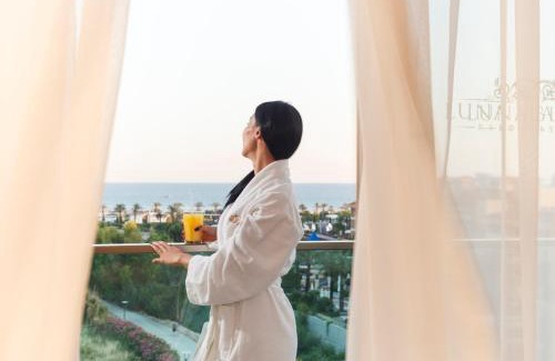 Side Hotel | Luna Blanca Resort & Spa