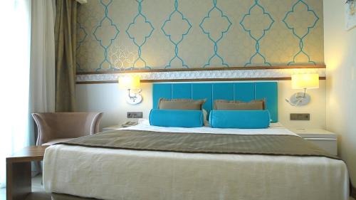 Side Hotel | Luna Blanca Resort & Spa