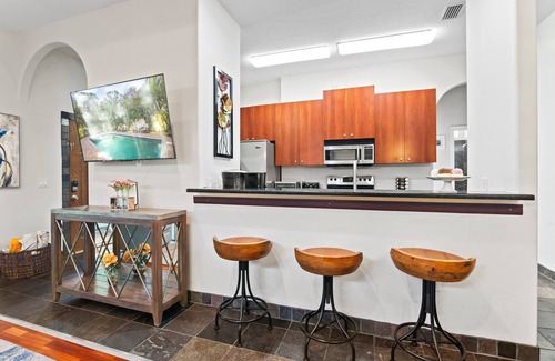 South Sarasota House | Luna Nueva | Pet Friendly Home in Sarasota w/Private Heated Pool & Screened-In Porch