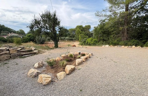 Trans-en-Provence Apartment | Luna - Quiet, cozy studio with terrace