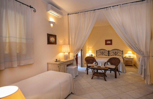 Santa Margherita di Pula Hotel | Luna Sardinia