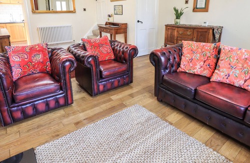 Kirkby Lonsdale Cottage | LUNESDALE, pet friendly, character holiday cottage in Kirkby Lonsdale